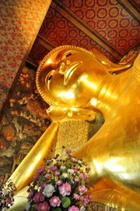 Bangkok reclining buddha2